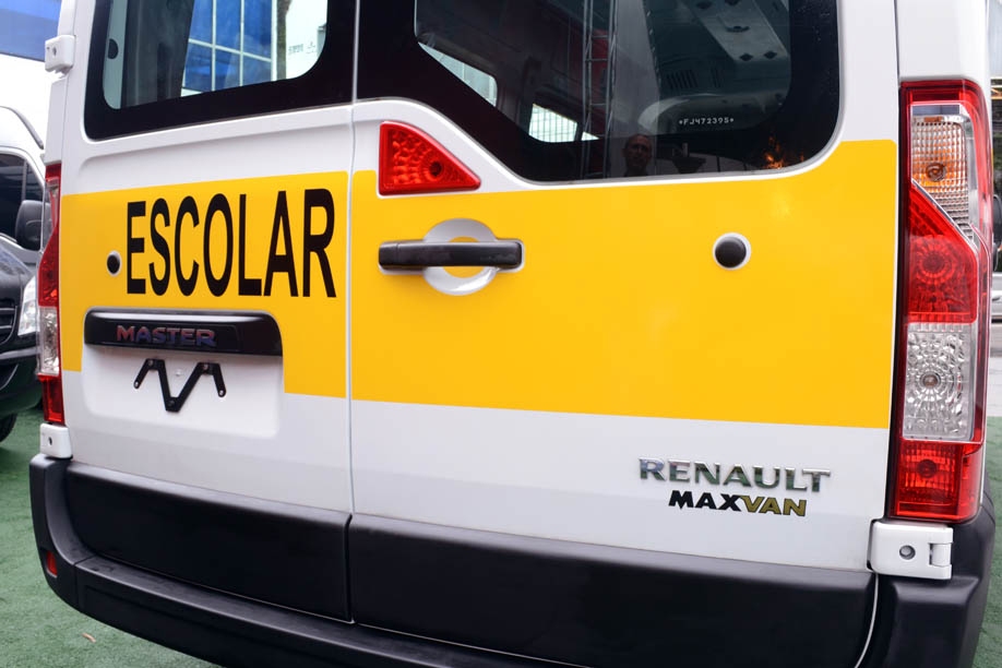 renault master escolar, master escolar, master 20 lugares, renault 20 lugares, renault escolar, master escolar 20 lugares, van escolar, escolar 20 lugares, master 20 passageiros